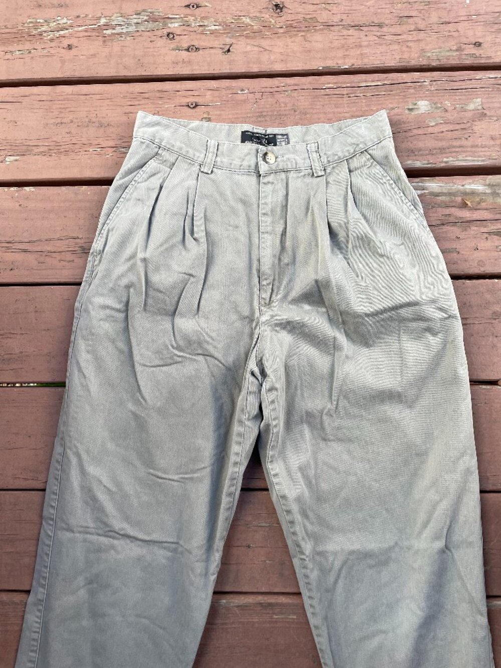 True Vintage The GAP Pleated Women's Khakis Trousers - Size 8